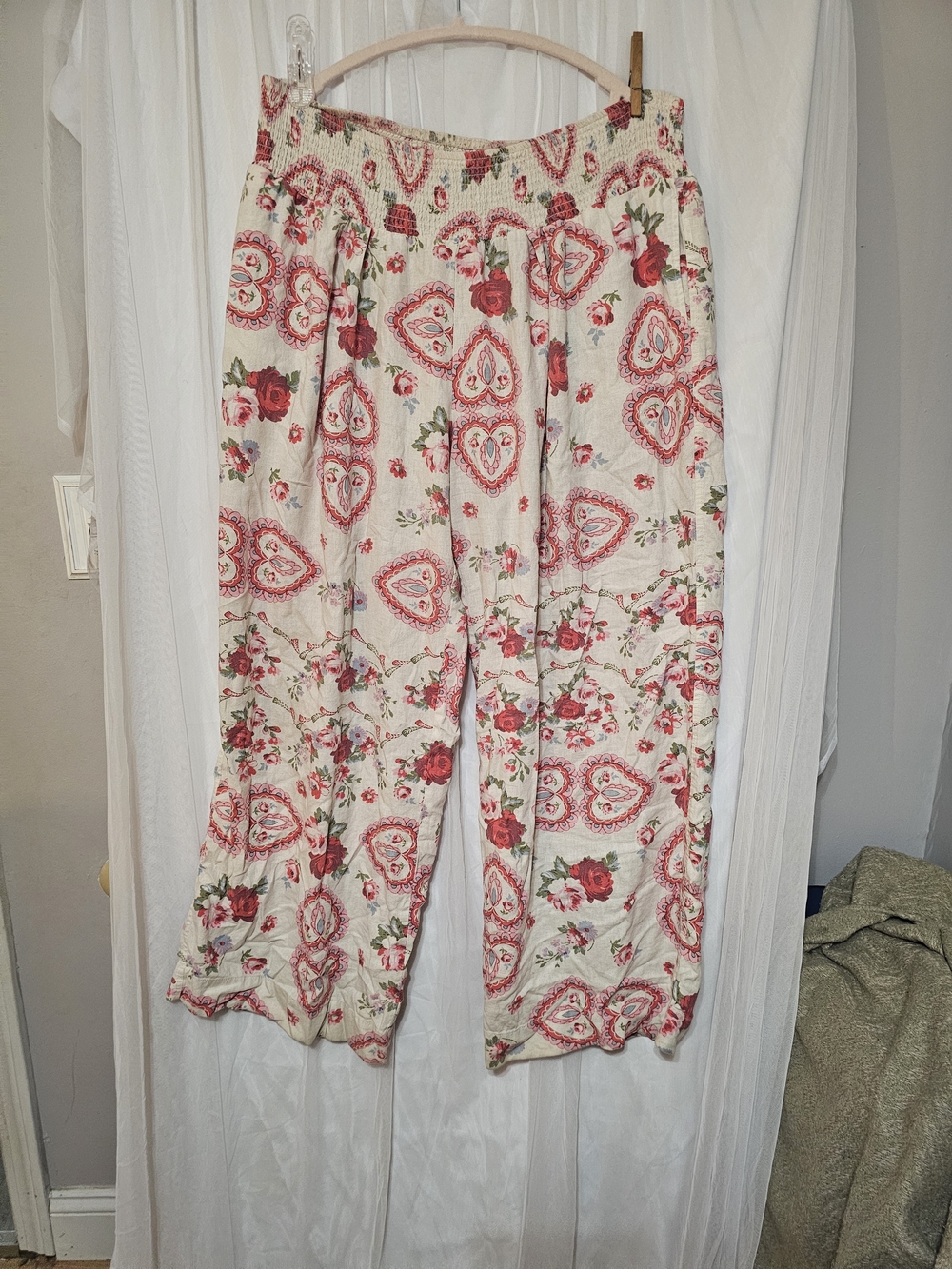 Kimchi Blue Multicolor Smocked Waist Floral Pants